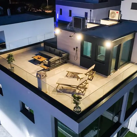 Villa House Marina *