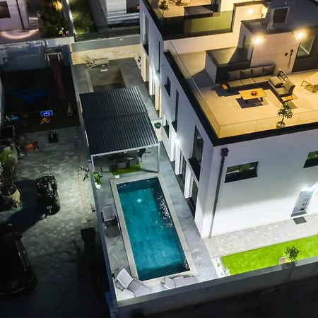 Villa House Marina *